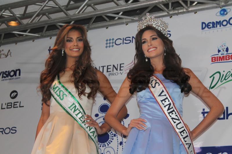 มาดู มงกุฎเพชร ประจำตำแหน่ง Miss Venezuela Universe กัน