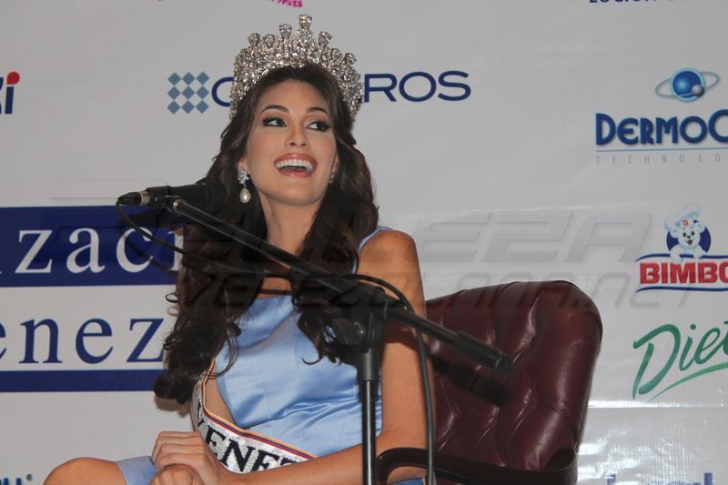 มาดู มงกุฎเพชร ประจำตำแหน่ง Miss Venezuela Universe กัน