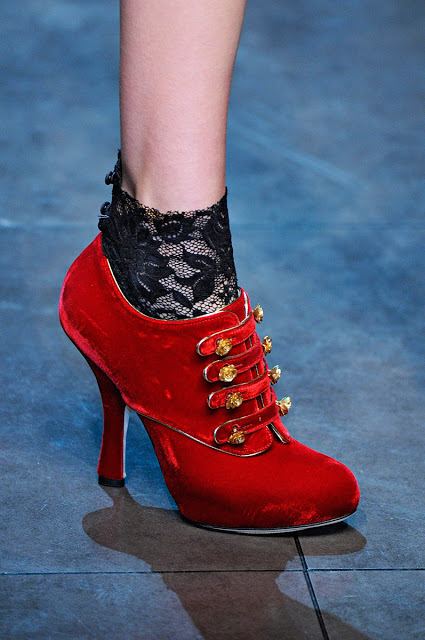 แฟชั่นสุดหรู สไตล์บารอค(Baroque) จาก Dolce&Gabbana