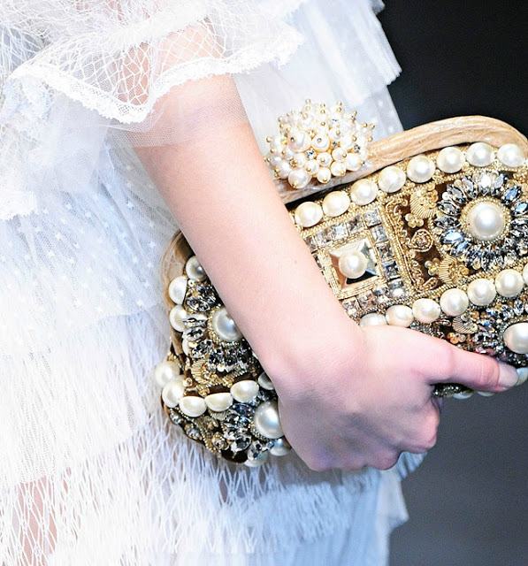 แฟชั่นสุดหรู สไตล์บารอค(Baroque) จาก Dolce&Gabbana