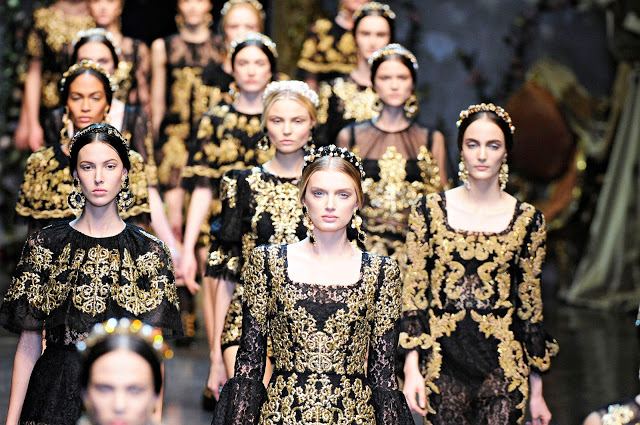 แฟชั่นสุดหรู สไตล์บารอค(Baroque) จาก Dolce&Gabbana