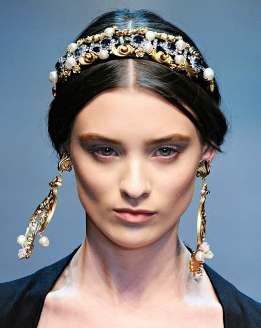 แฟชั่นสุดหรู สไตล์บารอค(Baroque) จาก Dolce&Gabbana