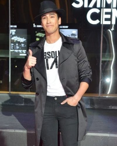 ณเดชน์ ปลื้ม ญาญ่า ซื้อเสื้อ HBD