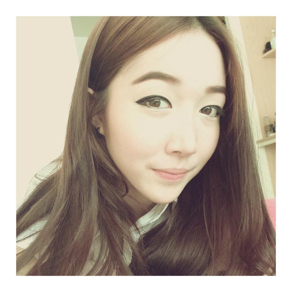 เฟรม "สาวน่ารักจากFB" ขาว สวย หมวย เป๊ะ
