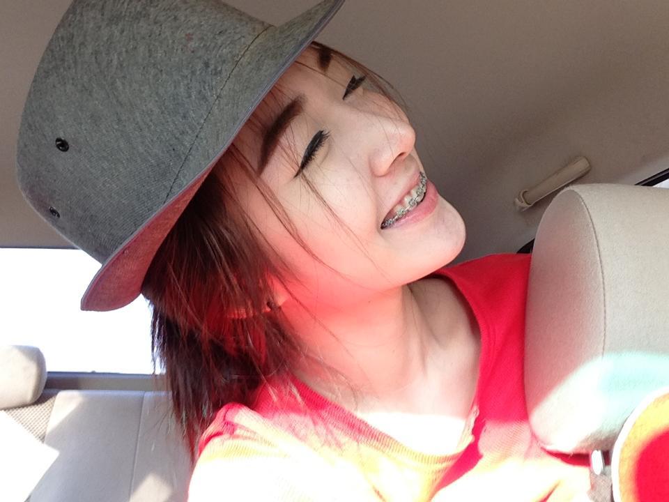 เฟรม "สาวน่ารักจากFB" ขาว สวย หมวย เป๊ะ