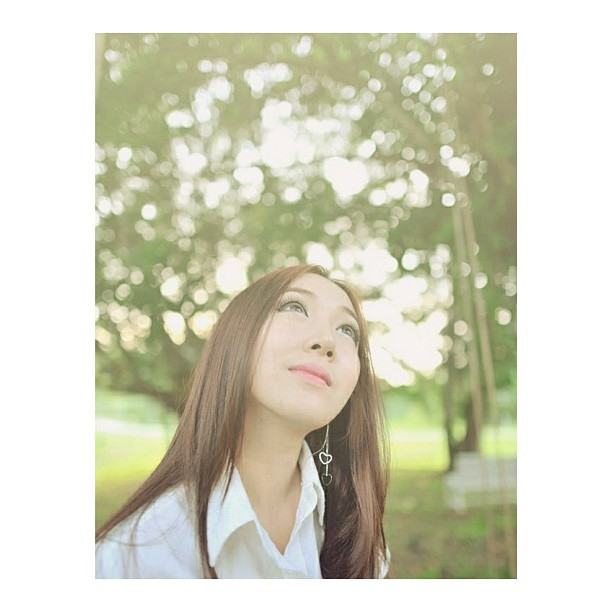 เฟรม "สาวน่ารักจากFB" ขาว สวย หมวย เป๊ะ