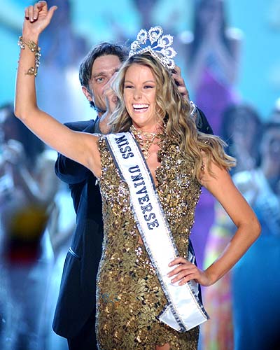 MIKIMOTO มงกุฎ ที่สวยตราตรึงของ Miss universe
