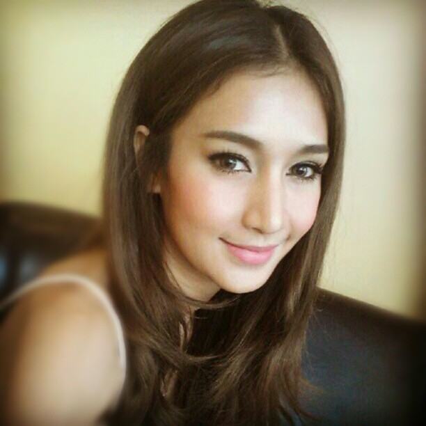 เนย โชติกา หุ่นเธอเป๊ะมากกกกก