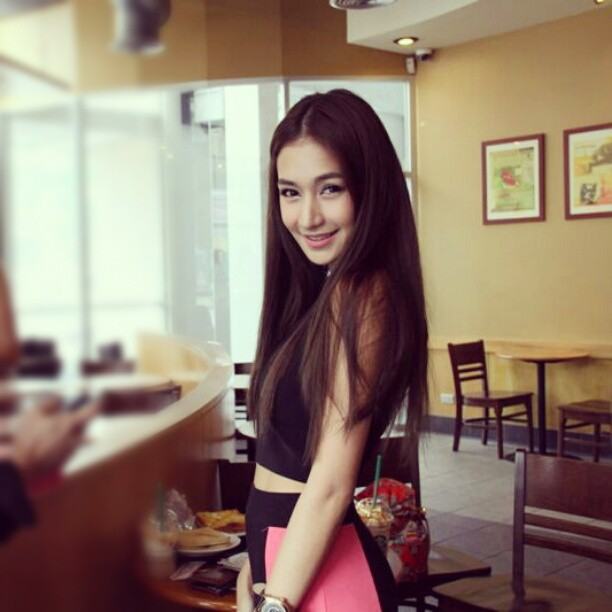 เนย โชติกา หุ่นเธอเป๊ะมากกกกก