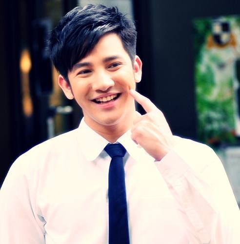 รอน AF รับทำจมูกใหม่เร่งฟิตหุ่นลุ้นถ่ายแบบ