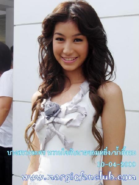 มิ้นท์ ณัฐวรา มิ้นต์ ชาลิดา คุณชอบใคร!!!