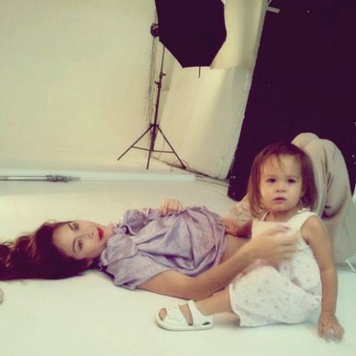พอลล่า คุณแม่ยังสาว