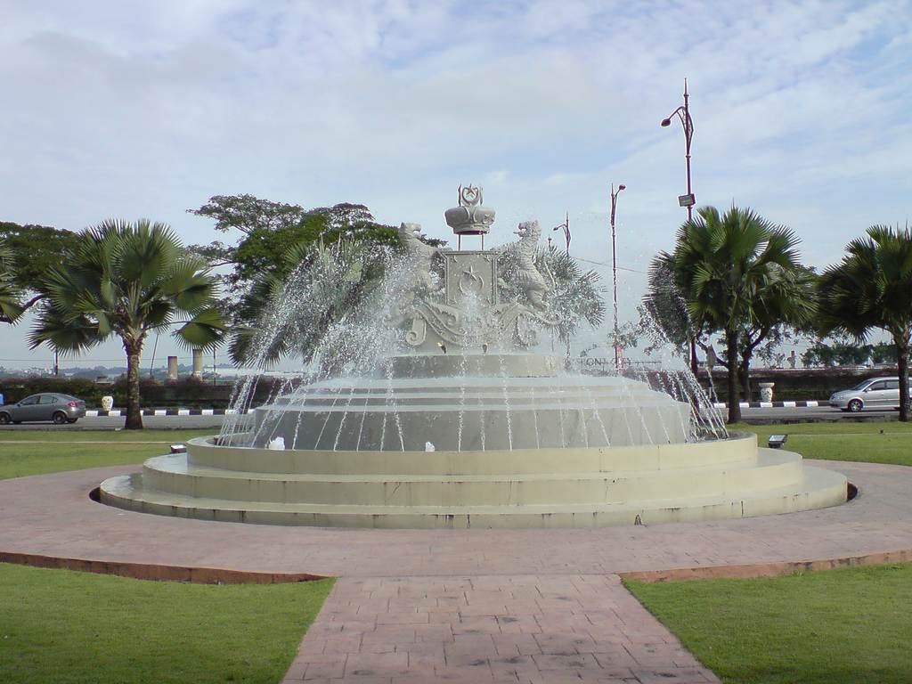 ยะโฮร์ เมืองชายแดนที่เจริญที่สุดในมาเลเซีย