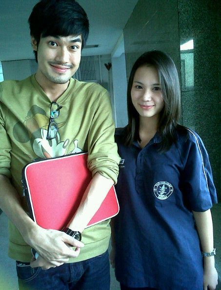 สาวพิษณุโลก น้องเพลง