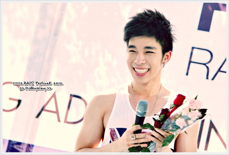 อยากเห็นถ่ายเช็กชีแท้ๆๆๆๆ หุ่นงามหลายๆๆๆๆๆๆ  Nat Sakdatorn