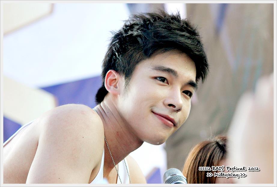 อยากเห็นถ่ายเช็กชีแท้ๆๆๆๆ หุ่นงามหลายๆๆๆๆๆๆ  Nat Sakdatorn