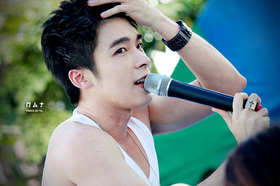 อยากเห็นถ่ายเช็กชีแท้ๆๆๆๆ หุ่นงามหลายๆๆๆๆๆๆ  Nat Sakdatorn