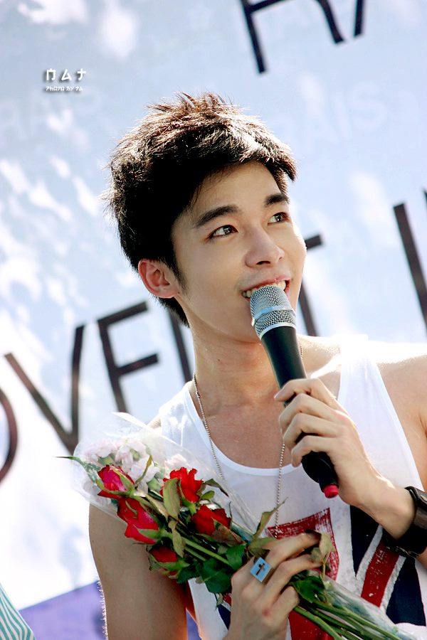 อยากเห็นถ่ายเช็กชีแท้ๆๆๆๆ หุ่นงามหลายๆๆๆๆๆๆ  Nat Sakdatorn