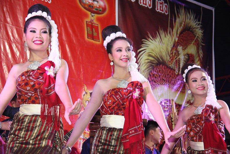 สาวเมืองน้ำดำ