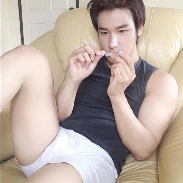 พ่อหนุ่ม หุ่นฟิน 19 !!