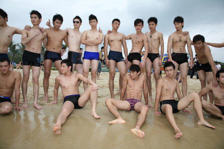 พ่อหนุ่ม หุ่นฟิน 25 !!
