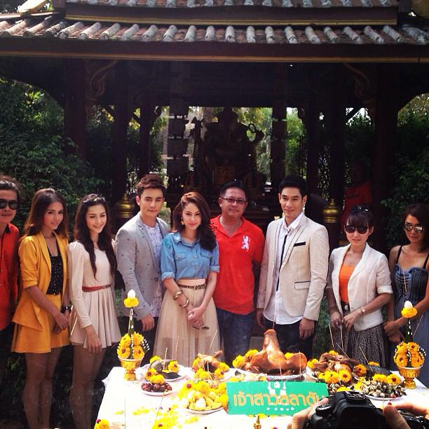 การพบกันครั้งแรก ของ อ๋อม อรรคพันธ์ และ ขวัญ อุษามณี ในละครเรื่องใหม่ "เจ้าสาวสลาตัน" เร็วๆนี้
