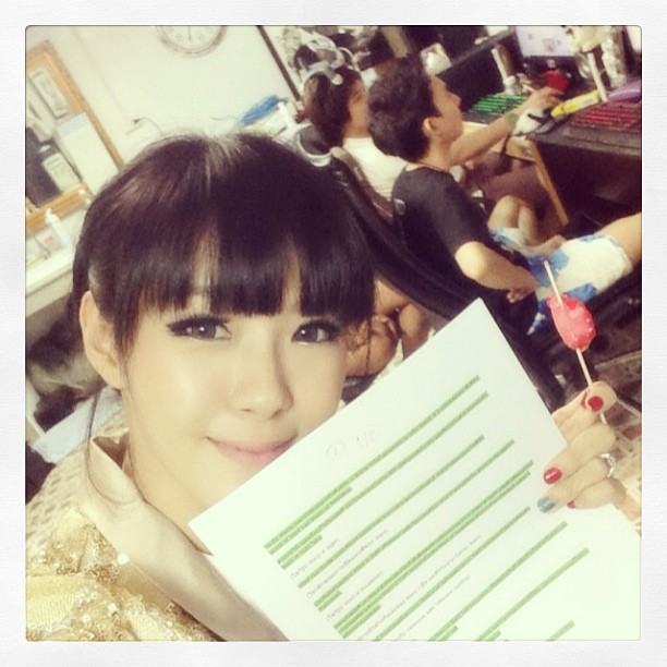 'ทับทิม มัลลิกา' พิธีกรสาวสวยจาก VRZO !!!