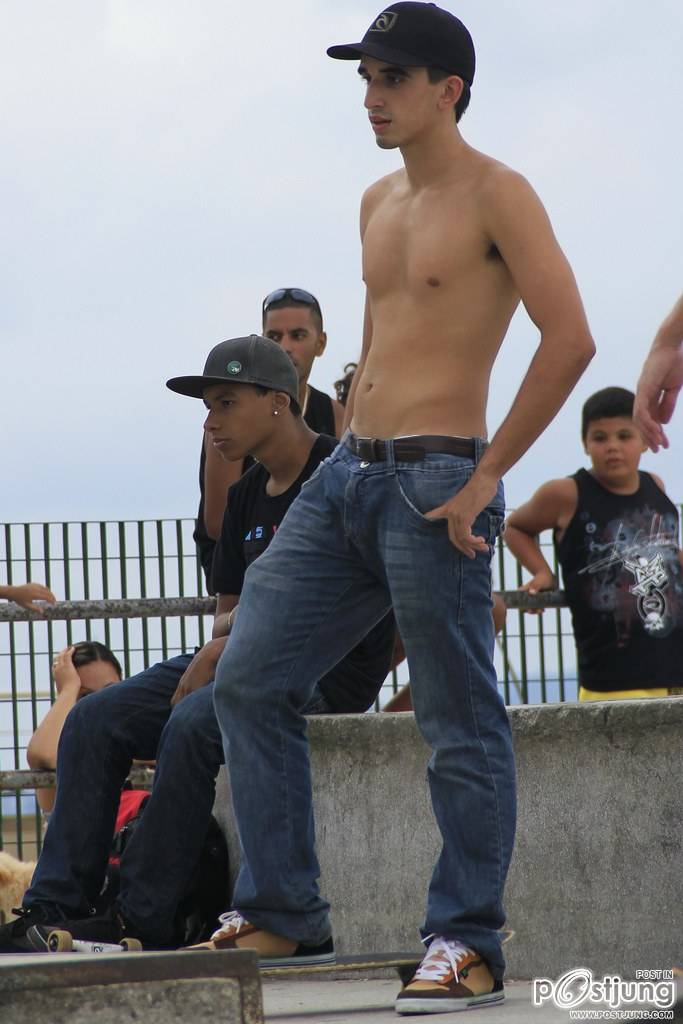 ว่ายน้ำไม่ค่อยเจอแบบนี้เลย