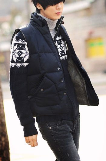 แฟชั่น ดูดีด้วยเสื้อคอเต่า อบอุ่นสำหรับ คุณผู้ชาย