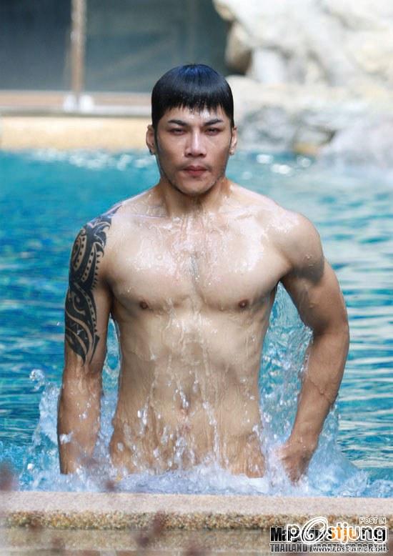 ถอดโชว์เรือนร่าง 115