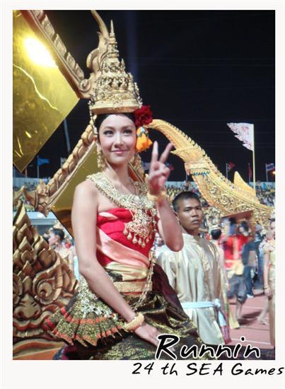นุ่น วรนุช ชุดไทย ภาค 2