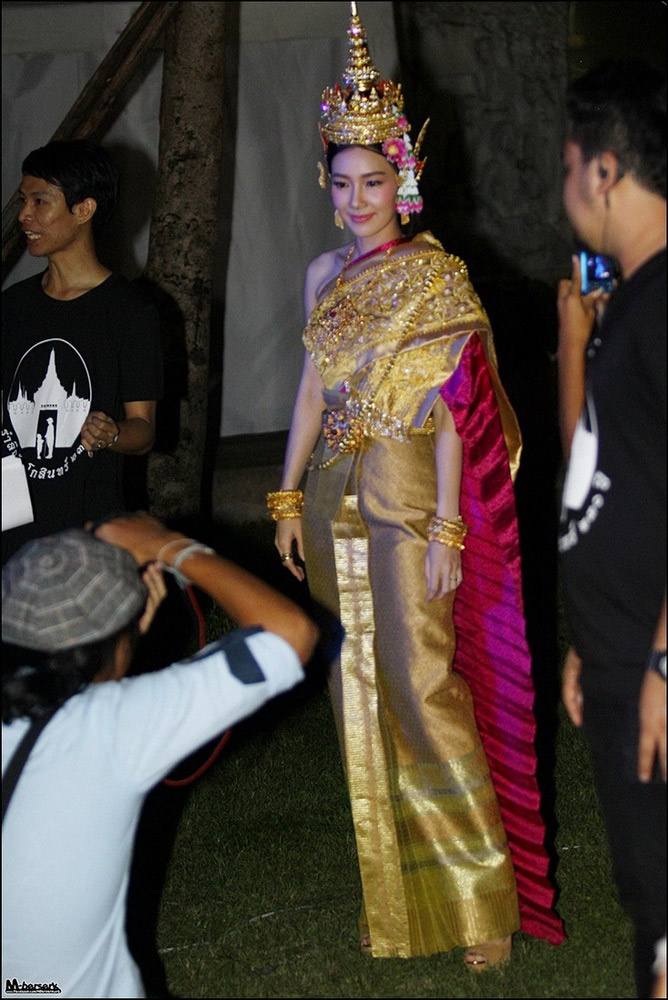 นุ่น วรนุช ชุดไทย ภาค 2