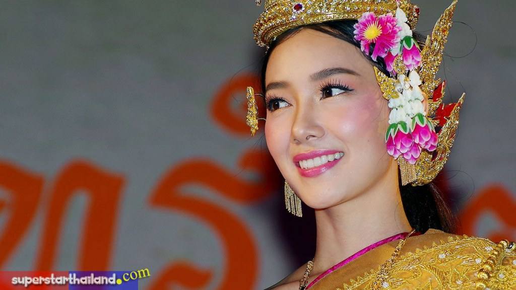 นุ่น วรนุช ชุดไทย ภาค 2
