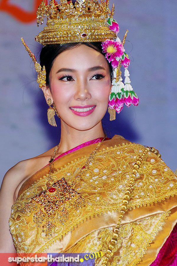 นุ่น วรนุช ชุดไทย ภาค 2