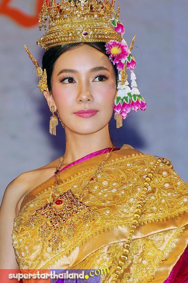 นุ่น วรนุช ชุดไทย ภาค 2