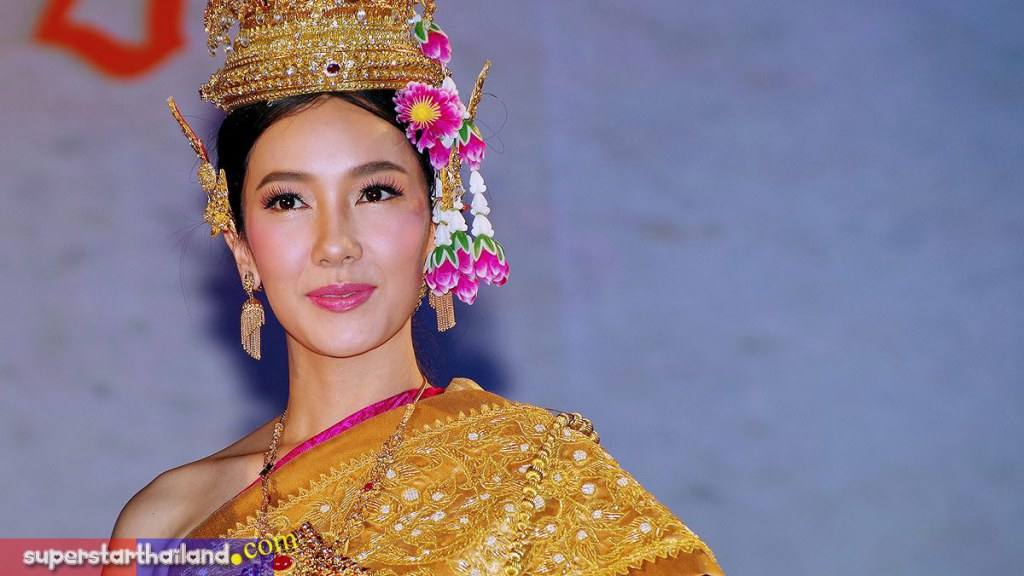 นุ่น วรนุช ชุดไทย ภาค 2
