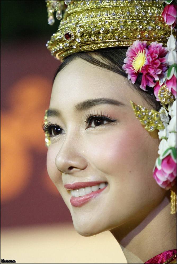 นุ่น วรนุช ชุดไทย ภาค 2