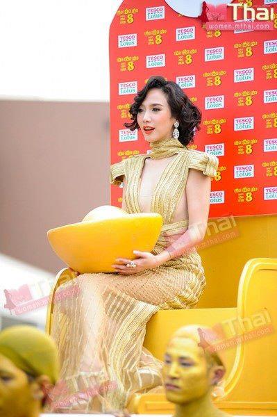 สวยรับตรุษจีน เฮง เฮง เฮง @โลตัสพระรามสี่!!