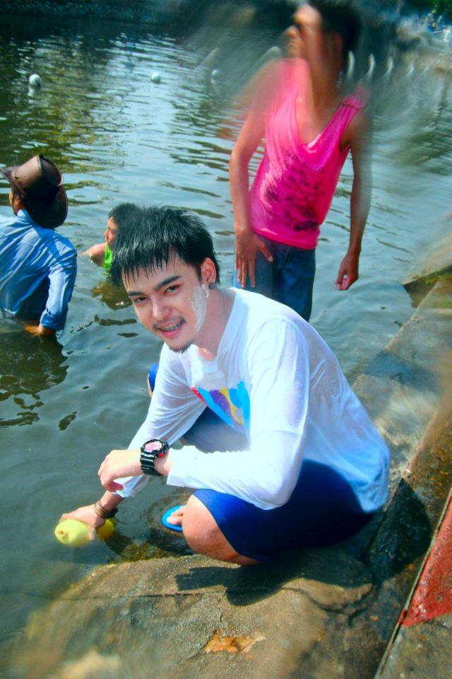 พวกเขาเหล่านี้ :)