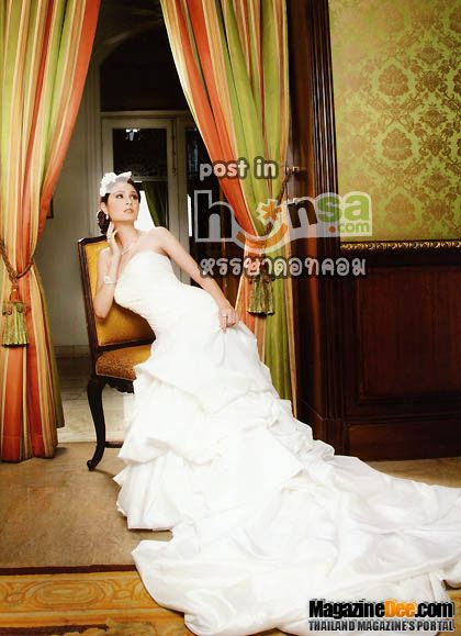 แฟชั่นชุดแต่งงาน จาก ขวัญ อุษามณี