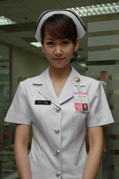 ร.ท. หญิงชโลธร ชัยชมภู