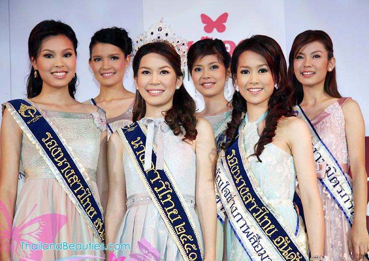 ร.ท. หญิงชโลธร ชัยชมภู