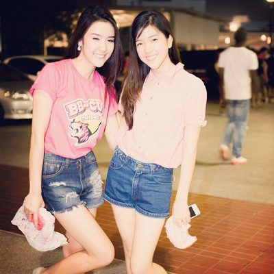 กิ๊กสาวหน้าหวานจากรั้ว มข.