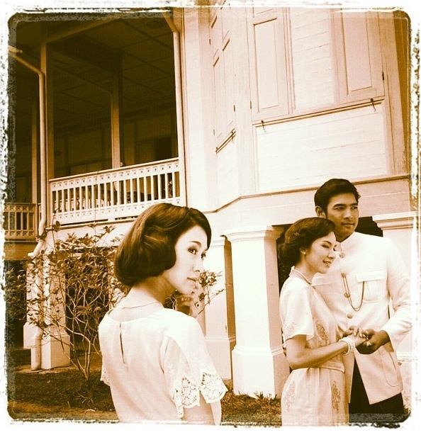 ยุ้ย จีรนันท์ ในกองละคร อาญารัก น่าดูอย่างแรง