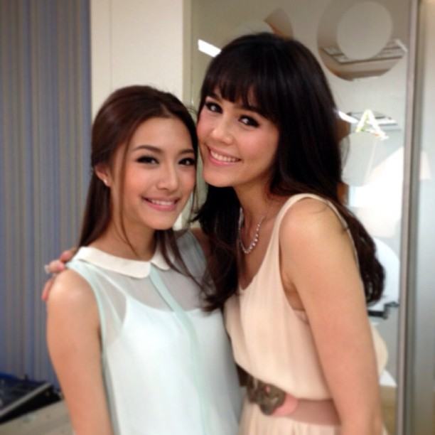 ชมพู่ อารยา ฟิตติ้งละครทรายสีเพลิง