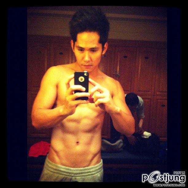 วัยรุ่นสมัยนี้ ต้องหุ่นล่ำ หุ่นดี