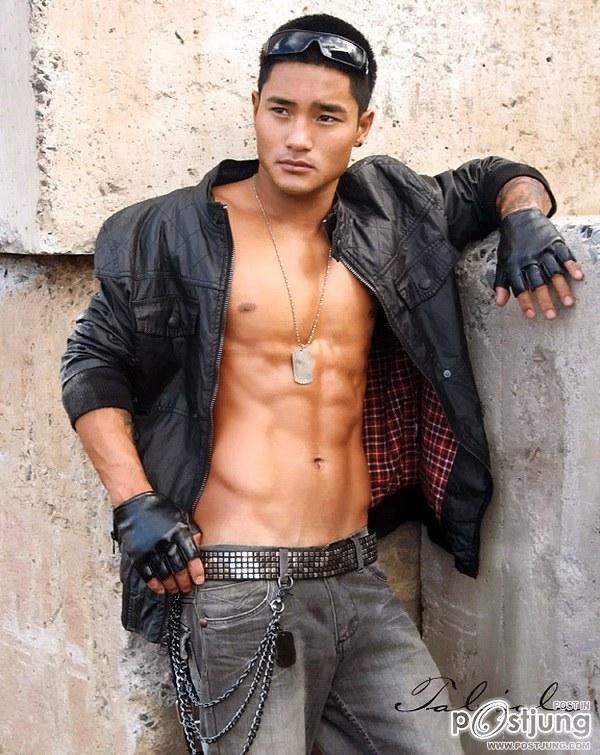 หล่อบ้าง เซ็กซี่บ้าง
