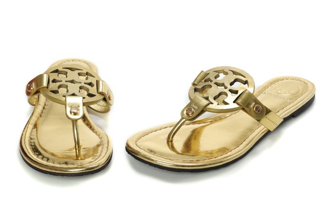 Tory Burch  แฟชั่นแบรนด์นี้ กำลังมาแรง !!