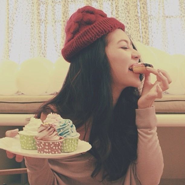 มิ้งค์ ยูมิโกะ พิธิกรรายการดาวกระจาย