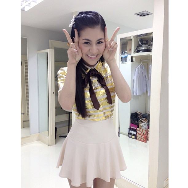 มิ้งค์ ยูมิโกะ พิธิกรรายการดาวกระจาย